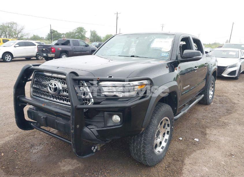 Photo 6 of 2017 Toyota Tacoma TRD OFF ROAD (VIN 5TFCZ5AN6HX082863)