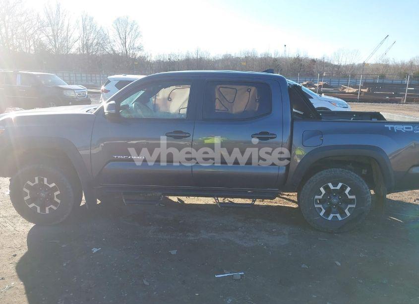 Photo 14 of 2017 Toyota Tacoma TRD OFF ROAD (VIN 5TFCZ5AN6HX100231)