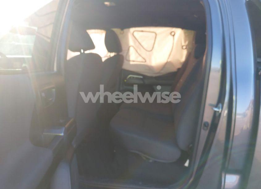 Photo 8 of 2017 Toyota Tacoma TRD OFF ROAD (VIN 5TFCZ5AN6HX100231)