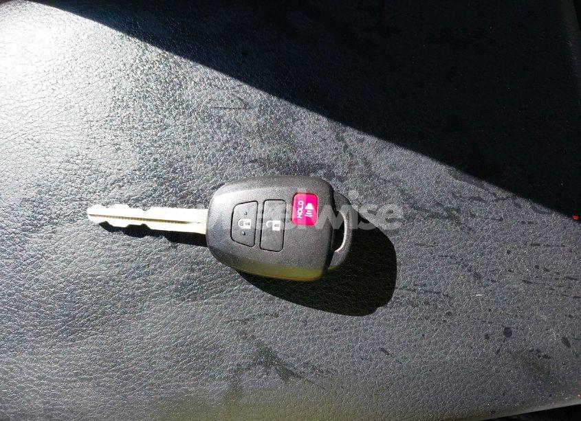 Photo 11 of 2017 Toyota Tacoma SR5 V6 (VIN 5TFCZ5AN6HX111164)