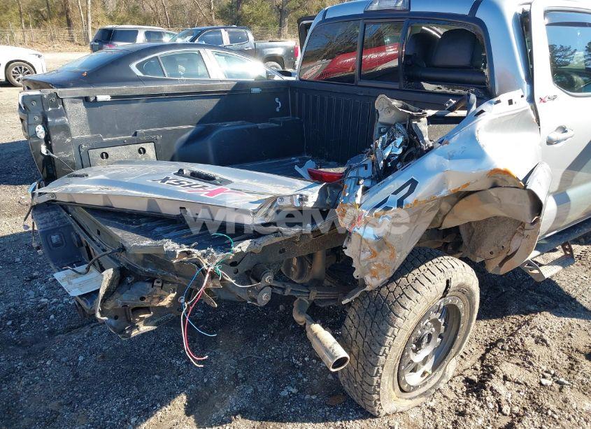 Photo 6 of 2017 Toyota Tacoma SR5 V6 (VIN 5TFCZ5AN6HX111164)