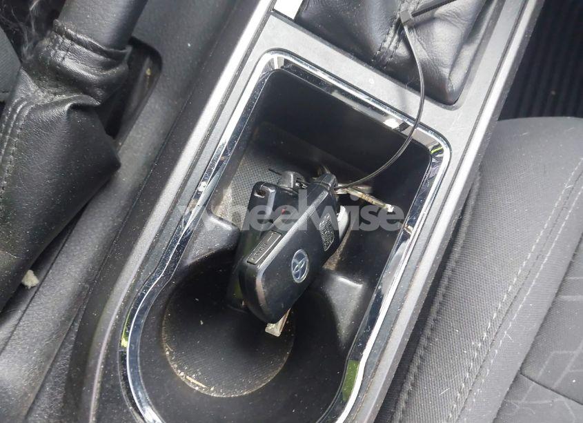 Photo 11 of 2017 Toyota Tacoma TRD OFF ROAD (VIN 5TFCZ5AN6HX119054)