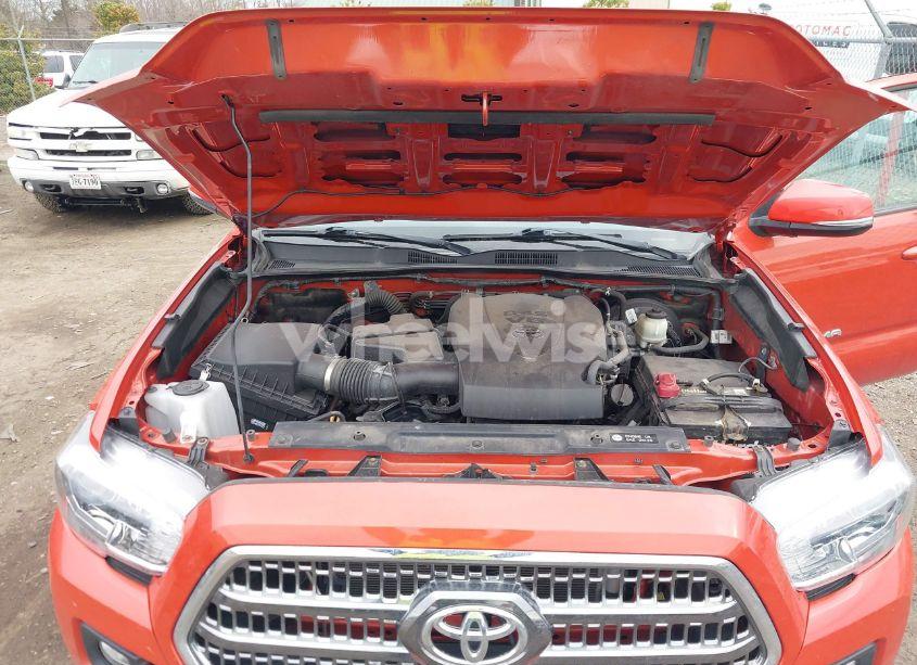 Photo 10 of 2017 Toyota Tacoma TRD SPORT (VIN 5TFCZ5AN6HX121144)