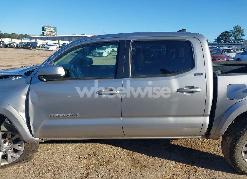 Photo 14 of 2018 Toyota Tacoma SR5 V6 (VIN 5TFCZ5AN6JX130397)