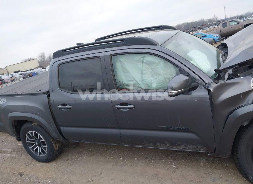 Photo 13 of 2021 Toyota Tacoma TRD SPORT (VIN 5TFCZ5AN6MX264878)