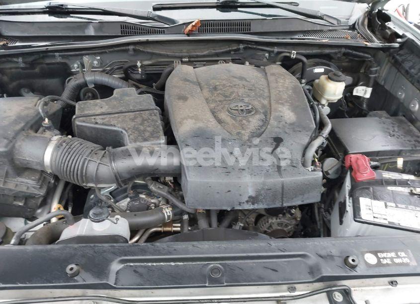 Photo 10 of 2016 Toyota Tacoma TRD SPORT (VIN 5TFCZ5AN7GX018457)