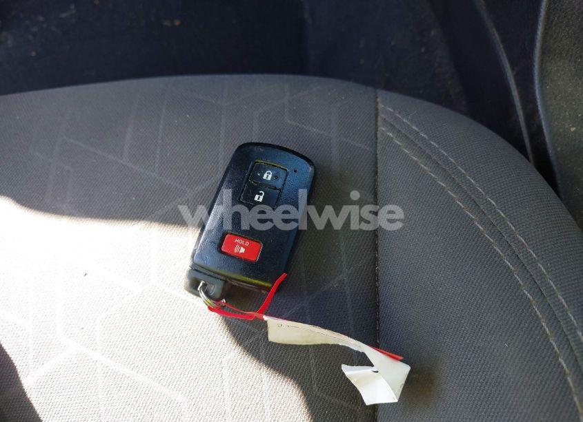 Photo 11 of 2017 Toyota Tacoma TRD OFF ROAD (VIN 5TFCZ5AN7HX051752)