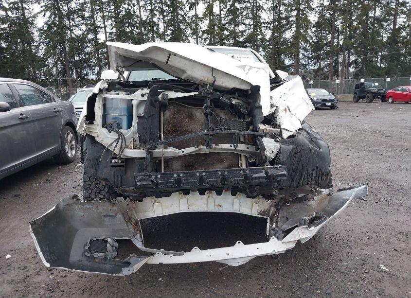 Photo 13 of 2017 Toyota Tacoma SR V6 (VIN 5TFCZ5AN7HX064324)