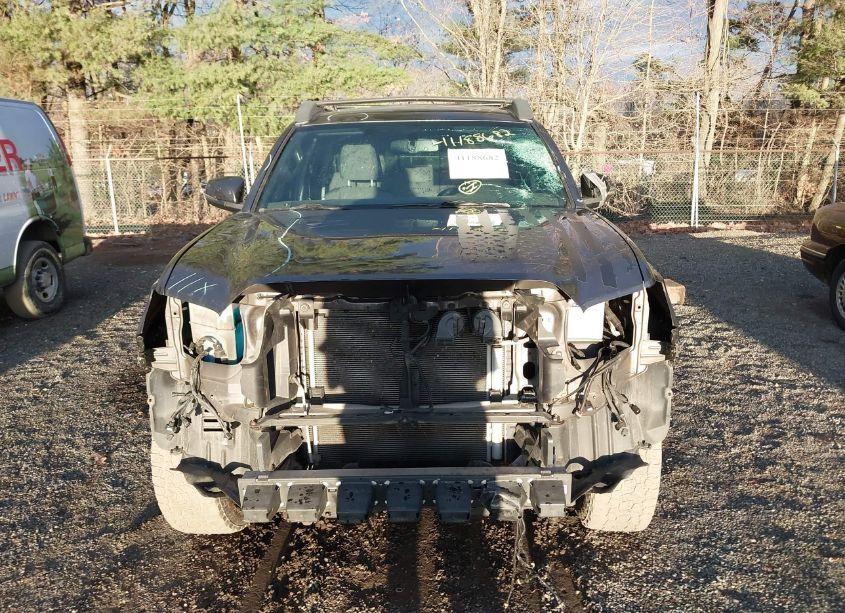 Photo 13 of 2017 Toyota Tacoma TRD OFF ROAD (VIN 5TFCZ5AN7HX070270)