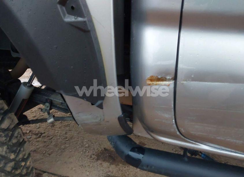 Photo 19 of 2017 Toyota Tacoma SR5 V6 (VIN 5TFCZ5AN7HX080023)