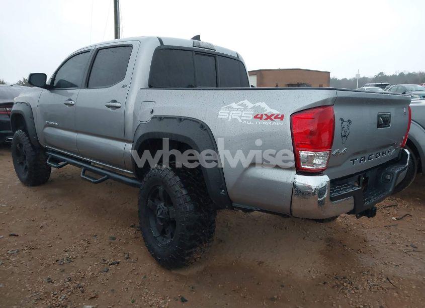 Photo 3 of 2017 Toyota Tacoma SR5 V6 (VIN 5TFCZ5AN7HX080023)