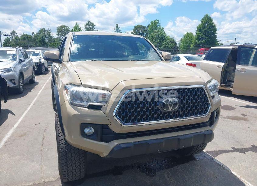 Photo 13 of 2017 Toyota Tacoma TRD OFF ROAD (VIN 5TFCZ5AN7HX102067)