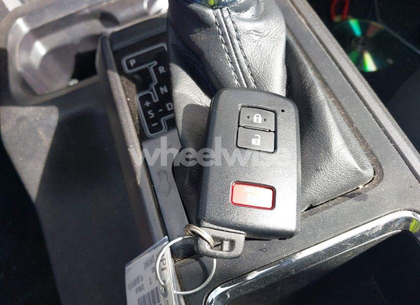 Photo 11 of 2018 Toyota Tacoma TRD PRO (VIN 5TFCZ5AN7JX135415)