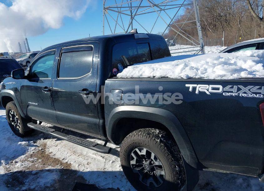 Photo 15 of 2018 Toyota Tacoma TRD OFF ROAD (VIN 5TFCZ5AN7JX142672)