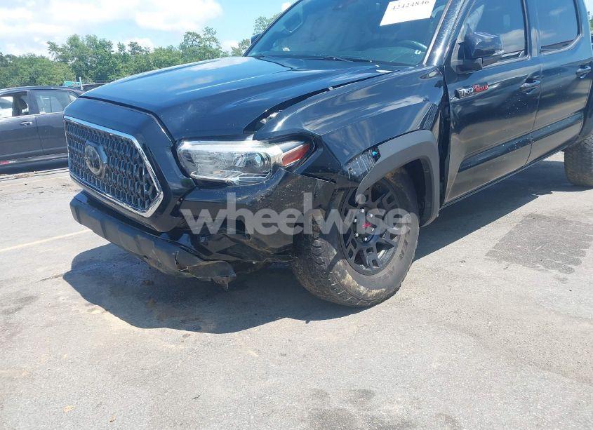 Photo 6 of 2018 Toyota Tacoma TRD OFF ROAD (VIN 5TFCZ5AN7JX158368)