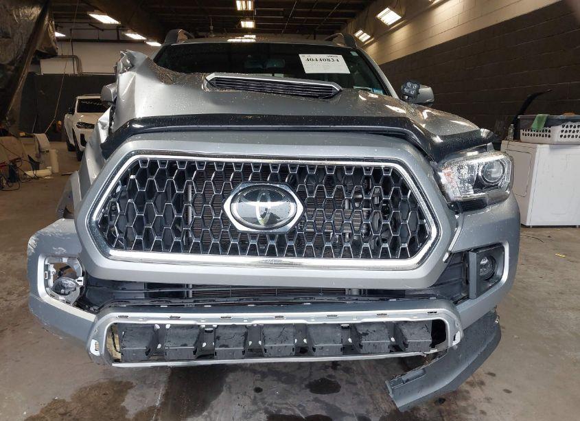 Photo 12 of 2019 Toyota Tacoma TRD SPORT (VIN 5TFCZ5AN7KX199164)