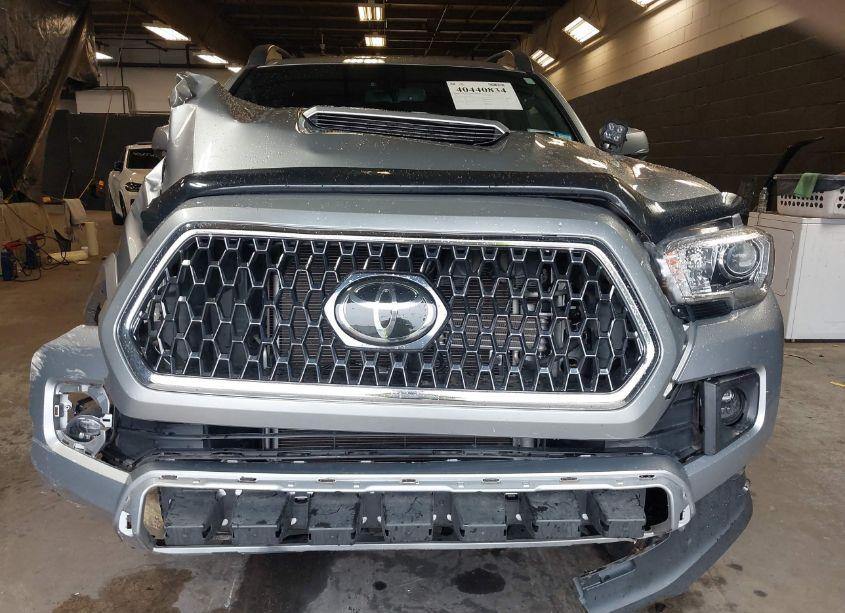 Photo 6 of 2019 Toyota Tacoma TRD SPORT (VIN 5TFCZ5AN7KX199164)