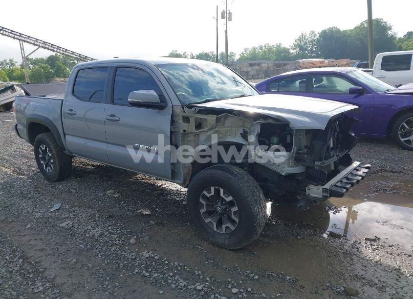 2021 Toyota Tacoma TRD OFF-ROAD (VIN 5TFCZ5AN7MX255512) main photo