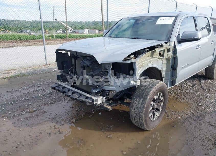 Photo 6 of 2021 Toyota Tacoma TRD OFF-ROAD (VIN 5TFCZ5AN7MX255512)