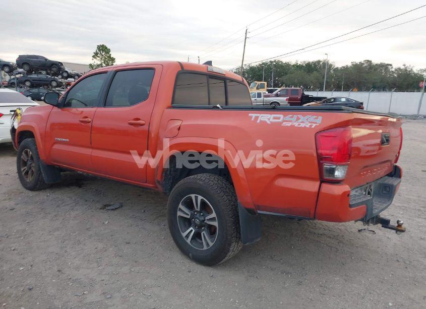 Photo 3 of 2016 Toyota Tacoma TRD SPORT (VIN 5TFCZ5AN8GX041861)