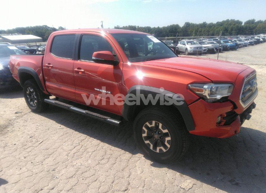 2017 Toyota Tacoma TRD OFF ROAD (VIN 5TFCZ5AN8HX076871) main photo