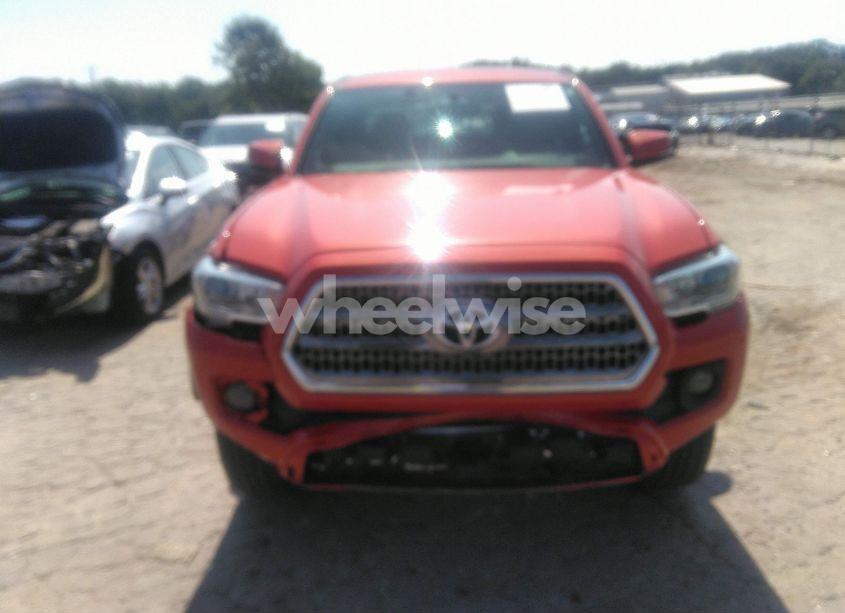 Photo 12 of 2017 Toyota Tacoma TRD OFF ROAD (VIN 5TFCZ5AN8HX076871)