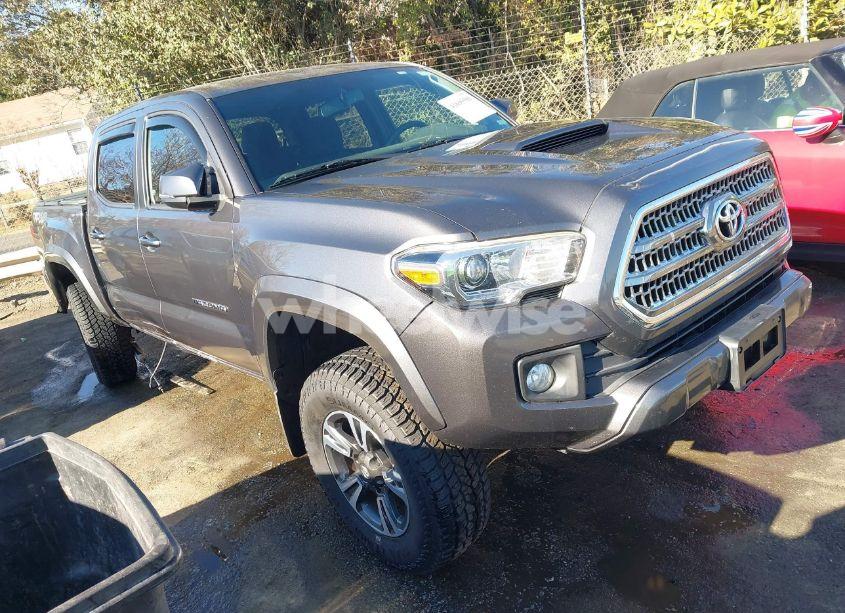2017 Toyota Tacoma TRD SPORT (VIN 5TFCZ5AN8HX115927) main photo