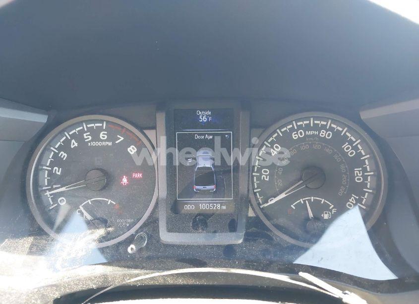 Photo 7 of 2017 Toyota Tacoma TRD SPORT (VIN 5TFCZ5AN8HX115927)