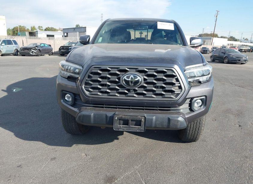 Photo 12 of 2020 Toyota Tacoma TRD OFF-ROAD (VIN 5TFCZ5AN8LX230231)