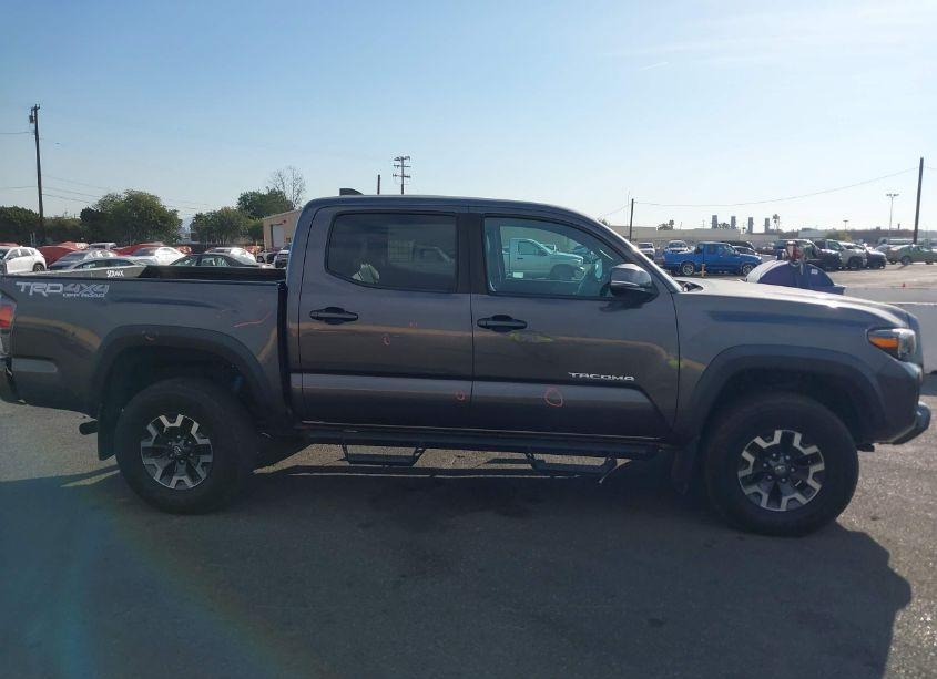 Photo 13 of 2020 Toyota Tacoma TRD OFF-ROAD (VIN 5TFCZ5AN8LX230231)