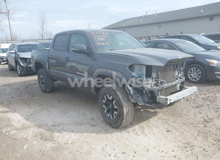 2021 Toyota Tacoma TRD OFF-ROAD (VIN 5TFCZ5AN8MX264557) main photo