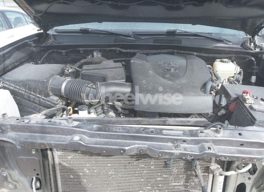 Photo 10 of 2021 Toyota Tacoma TRD OFF-ROAD (VIN 5TFCZ5AN8MX264557)