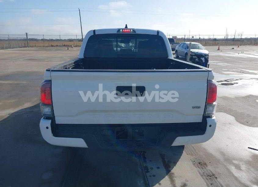 Photo 16 of 2021 Toyota Tacoma TRD OFF-ROAD (VIN 5TFCZ5AN8MX269046)