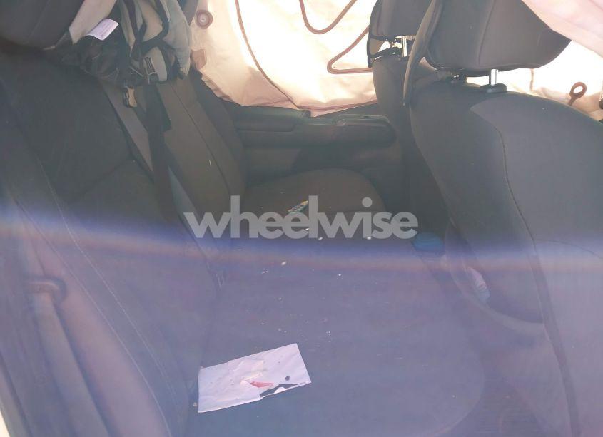 Photo 8 of 2017 Toyota Tacoma TRD SPORT (VIN 5TFCZ5AN9HX061330)