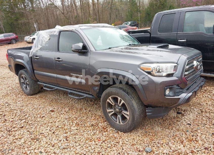 2017 Toyota Tacoma TRD SPORT (VIN 5TFCZ5AN9HX081402) main photo