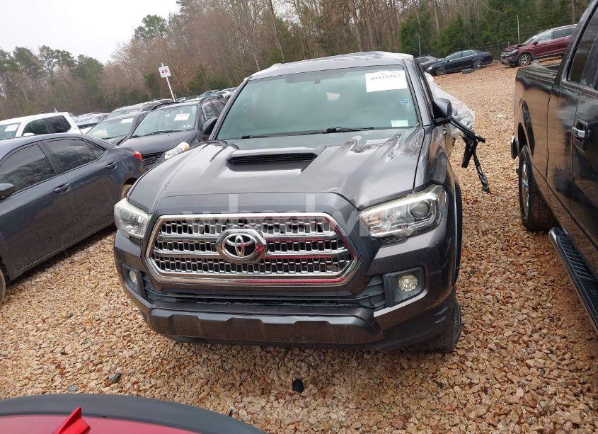 Photo 12 of 2017 Toyota Tacoma TRD SPORT (VIN 5TFCZ5AN9HX081402)