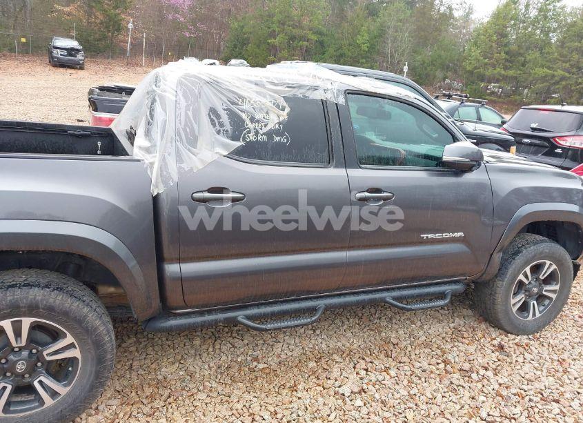 Photo 13 of 2017 Toyota Tacoma TRD SPORT (VIN 5TFCZ5AN9HX081402)