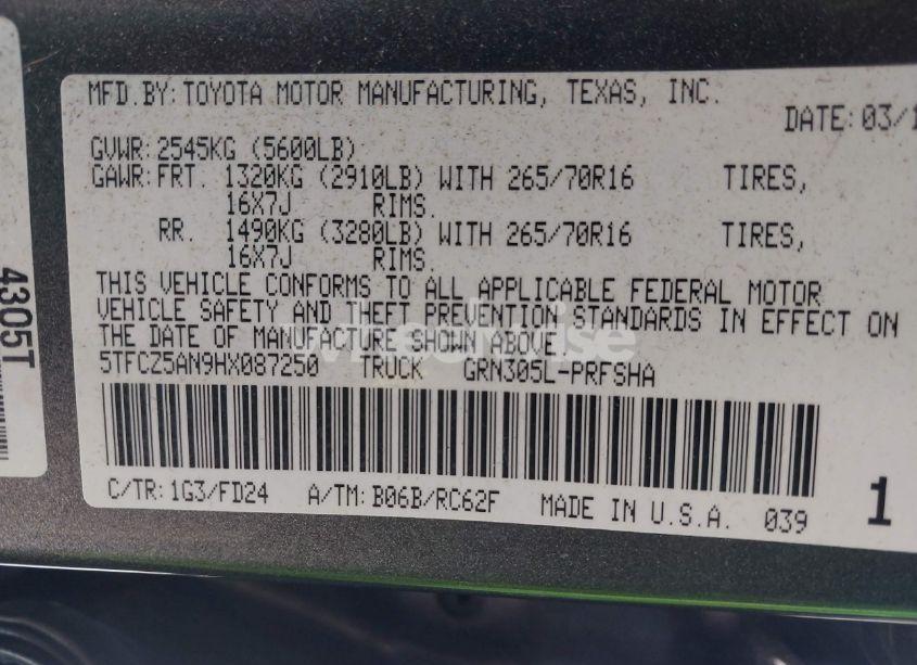 Photo 9 of 2017 Toyota Tacoma TRD OFF ROAD (VIN 5TFCZ5AN9HX087250)