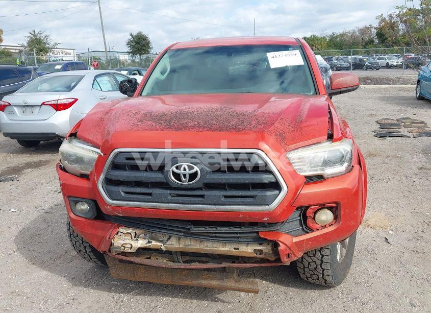 Photo 12 of 2017 Toyota Tacoma SR5 V6 (VIN 5TFCZ5AN9HX109344)