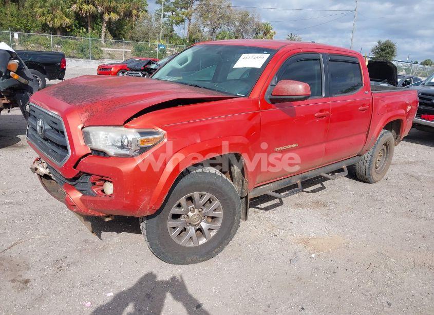Photo 2 of 2017 Toyota Tacoma SR5 V6 (VIN 5TFCZ5AN9HX109344)