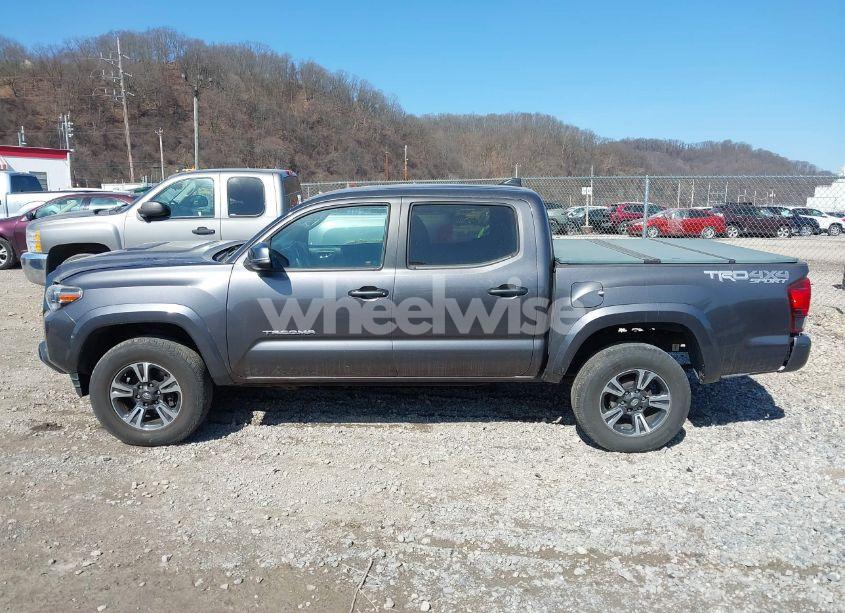 Photo 14 of 2018 Toyota Tacoma TRD SPORT (VIN 5TFCZ5AN9JX123749)