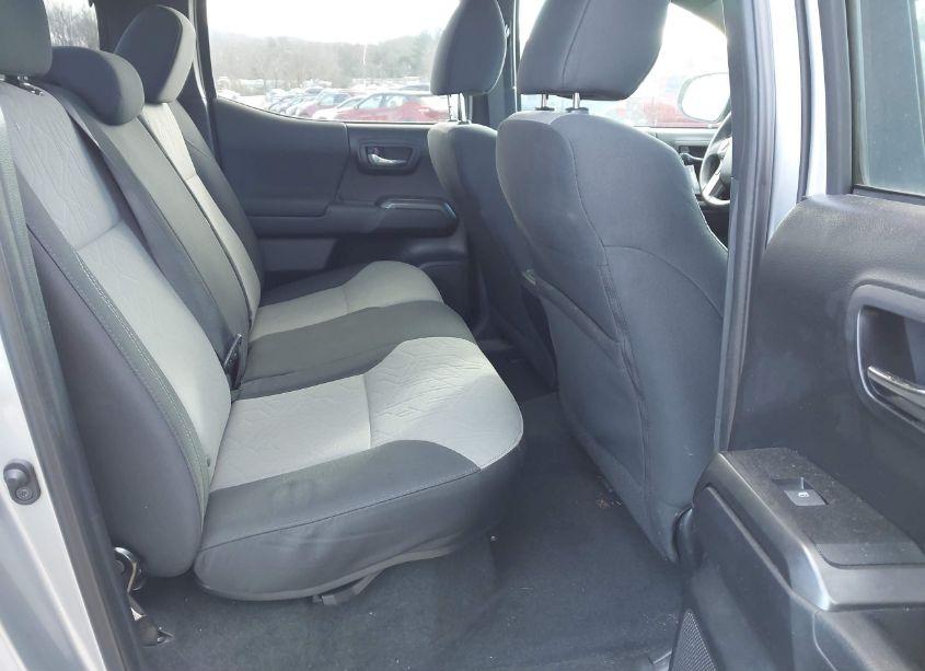 Photo 8 of 2020 Toyota Tacoma TRD OFF-ROAD (VIN 5TFCZ5AN9LX212885)