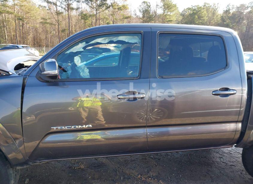 Photo 15 of 2020 Toyota Tacoma TRD SPORT (VIN 5TFCZ5AN9LX234255)