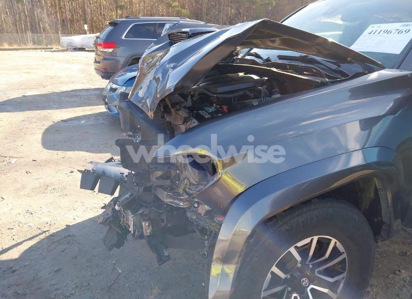 Photo 18 of 2020 Toyota Tacoma TRD SPORT (VIN 5TFCZ5AN9LX234255)