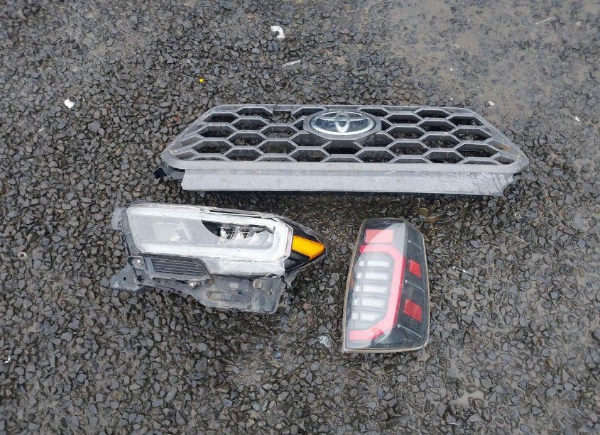 Photo 12 of 2020 Toyota Tacoma TRD OFF-ROAD (VIN 5TFCZ5AN9LX241691)