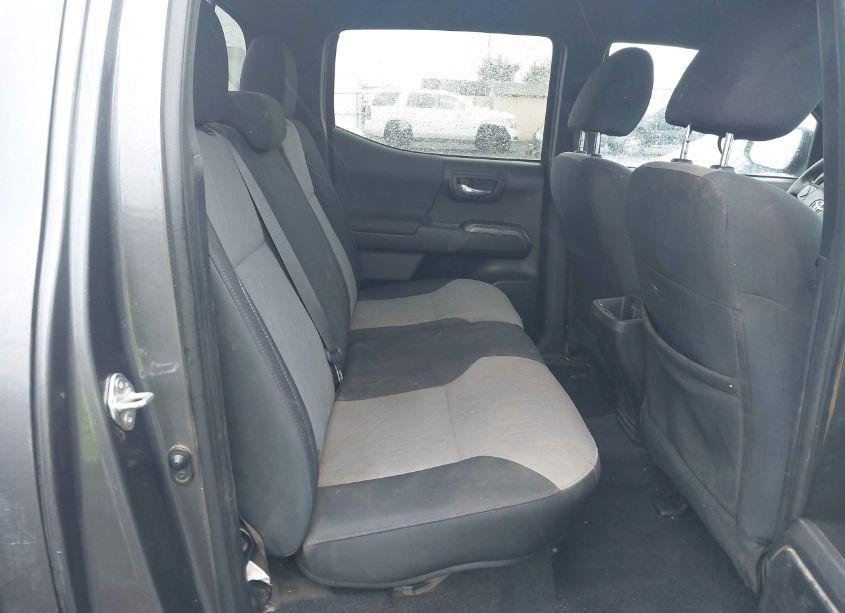 Photo 8 of 2020 Toyota Tacoma TRD OFF-ROAD (VIN 5TFCZ5AN9LX241691)