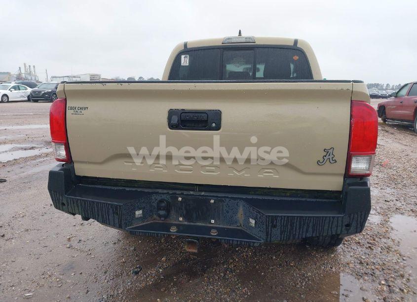 Photo 16 of 2016 Toyota Tacoma TRD OFF ROAD (VIN 5TFCZ5ANXGX012426)