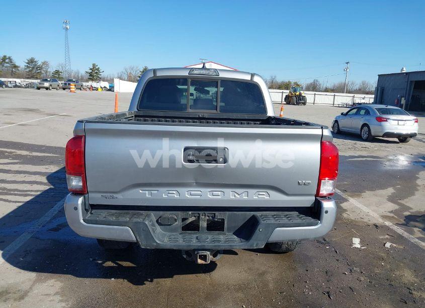 Photo 17 of 2016 Toyota Tacoma TRD OFF ROAD (VIN 5TFCZ5ANXGX017531)