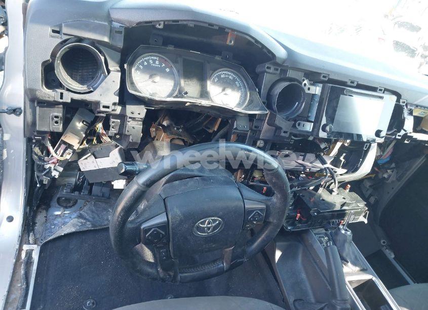 Photo 20 of 2016 Toyota Tacoma TRD OFF ROAD (VIN 5TFCZ5ANXGX017531)