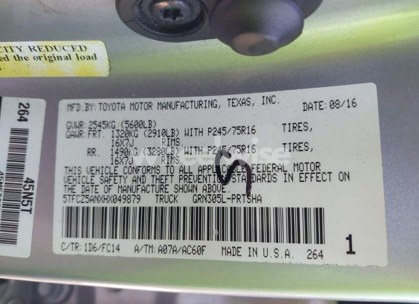 Photo 9 of 2017 Toyota Tacoma SR5 V6 (VIN 5TFCZ5ANXHX049879)